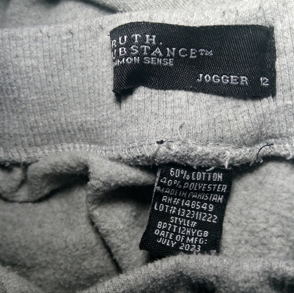 Two-Tone Hoodie and Jogger Set - Picture 10 of 10